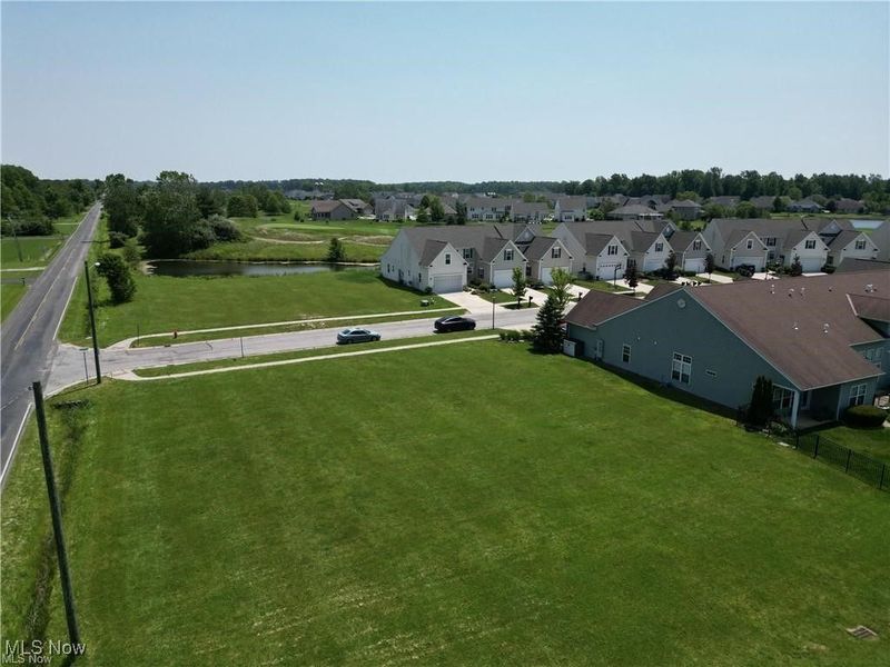 829-831 Robinson Drive, Lagrange, OH 44050 Photo 5