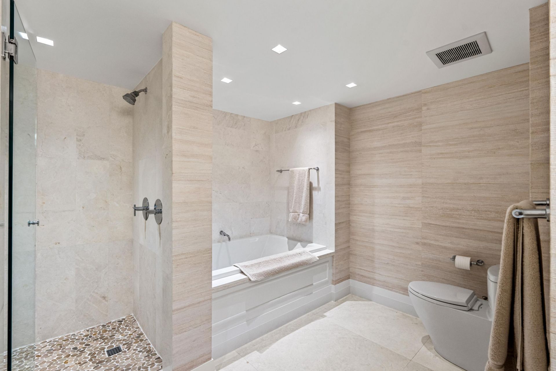 50 East Road, Unit 12g (penth, Delray Beach, FL 33483 Photo