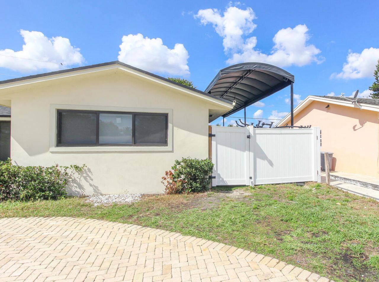 1283 Wynnewood Dr Drive, West Palm Beach, FL 33417 Photo