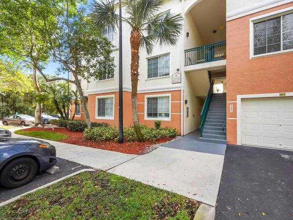 6101 Myrtlewood Circle W, Palm Beach Gardens, FL 33418