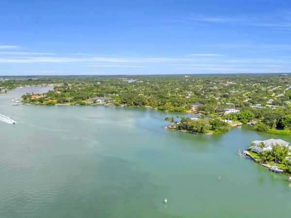 1305 Peninsular Road, Jupiter, FL 33469
