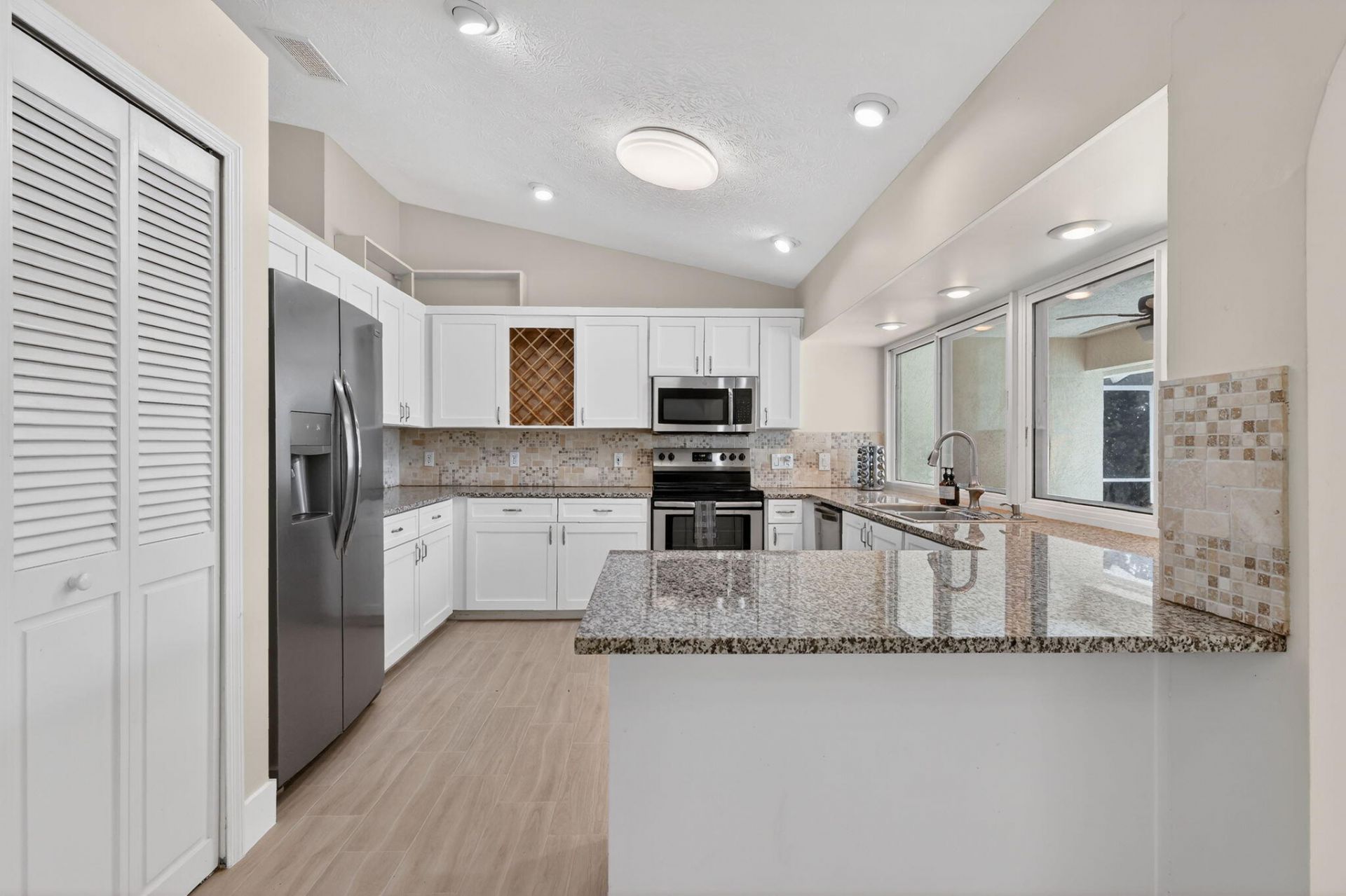 320 NE Surfside Avenue, Port Saint Lucie, FL 34983 Photo