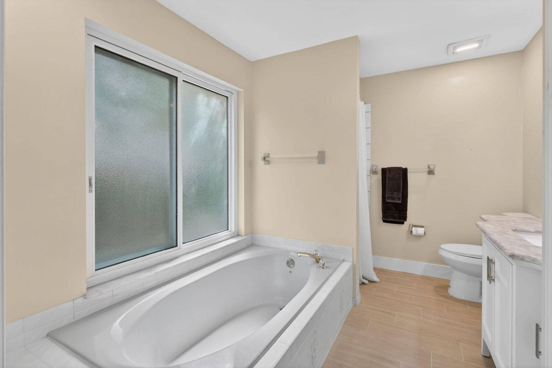 320 NE Surfside Avenue, Port Saint Lucie, FL 34983 Photo