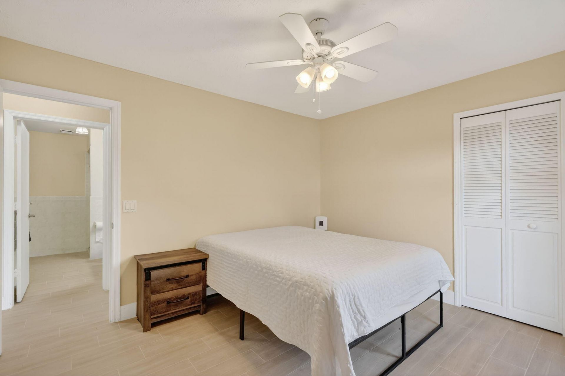 320 NE Surfside Avenue, Port Saint Lucie, FL 34983 Photo