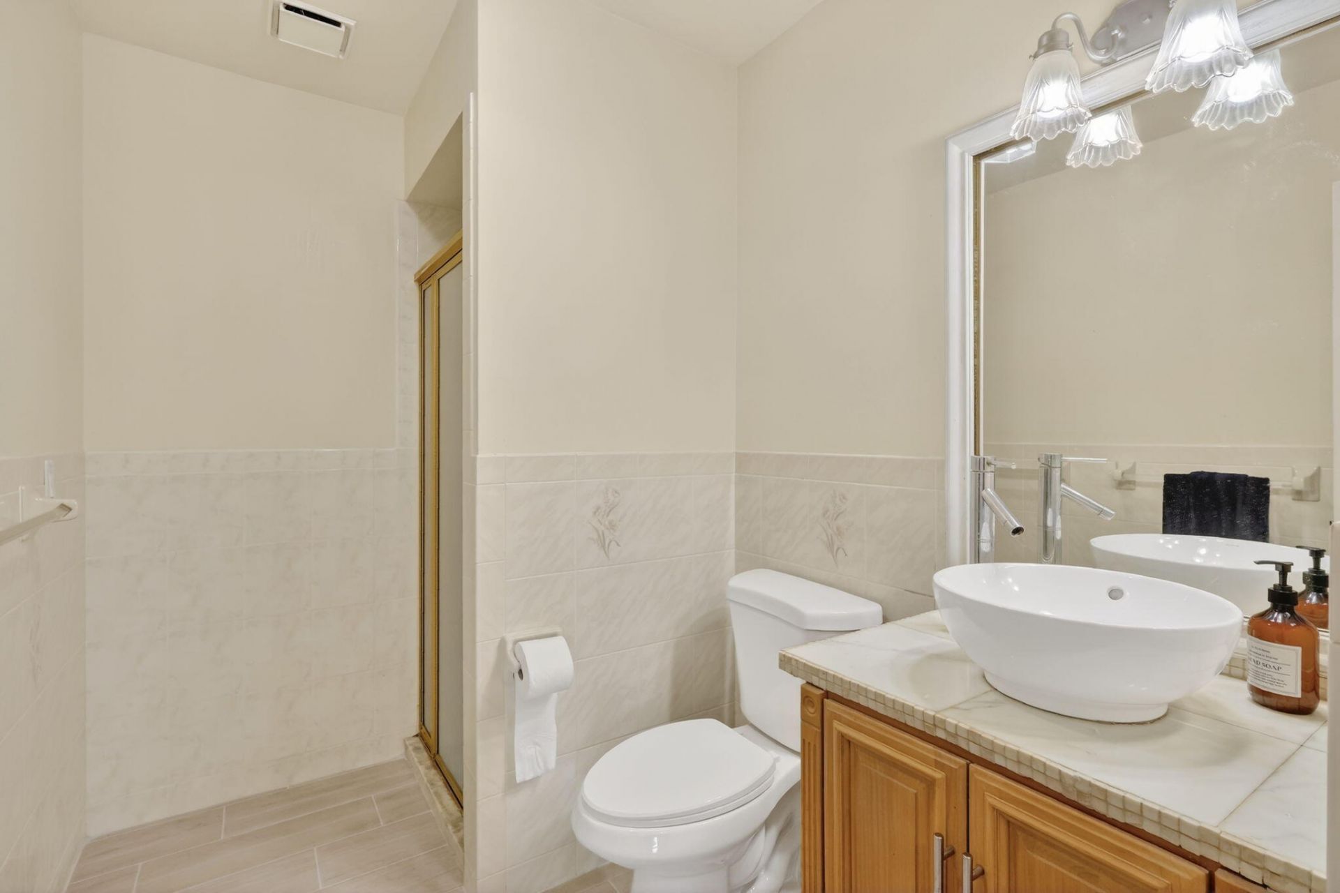 320 NE Surfside Avenue, Port Saint Lucie, FL 34983 Photo