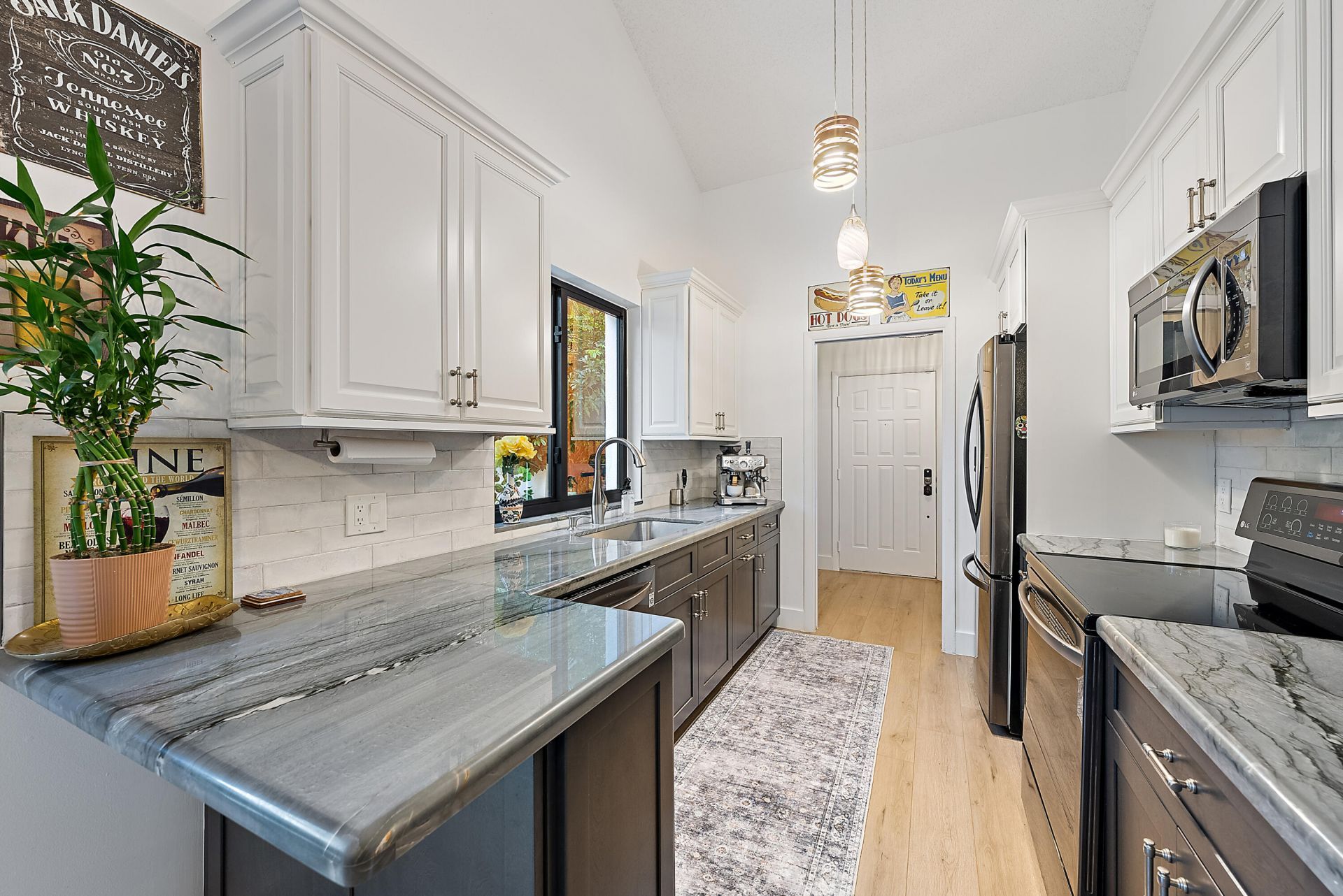 2805 Cuyahoga Lane, West Palm Beach, FL 33409 Photo