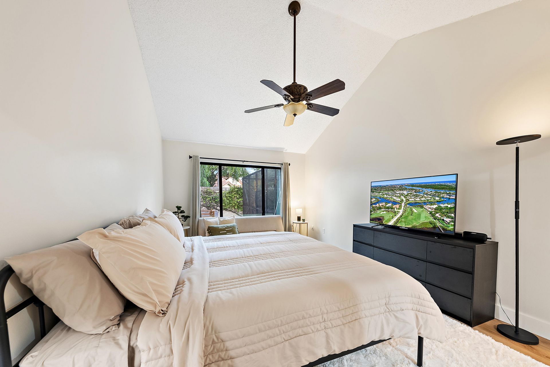 2805 Cuyahoga Lane, West Palm Beach, FL 33409 Photo