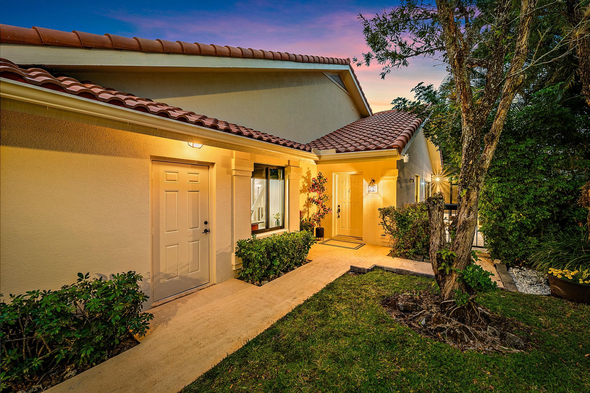 2805 Cuyahoga Lane, West Palm Beach, FL 33409 Photo