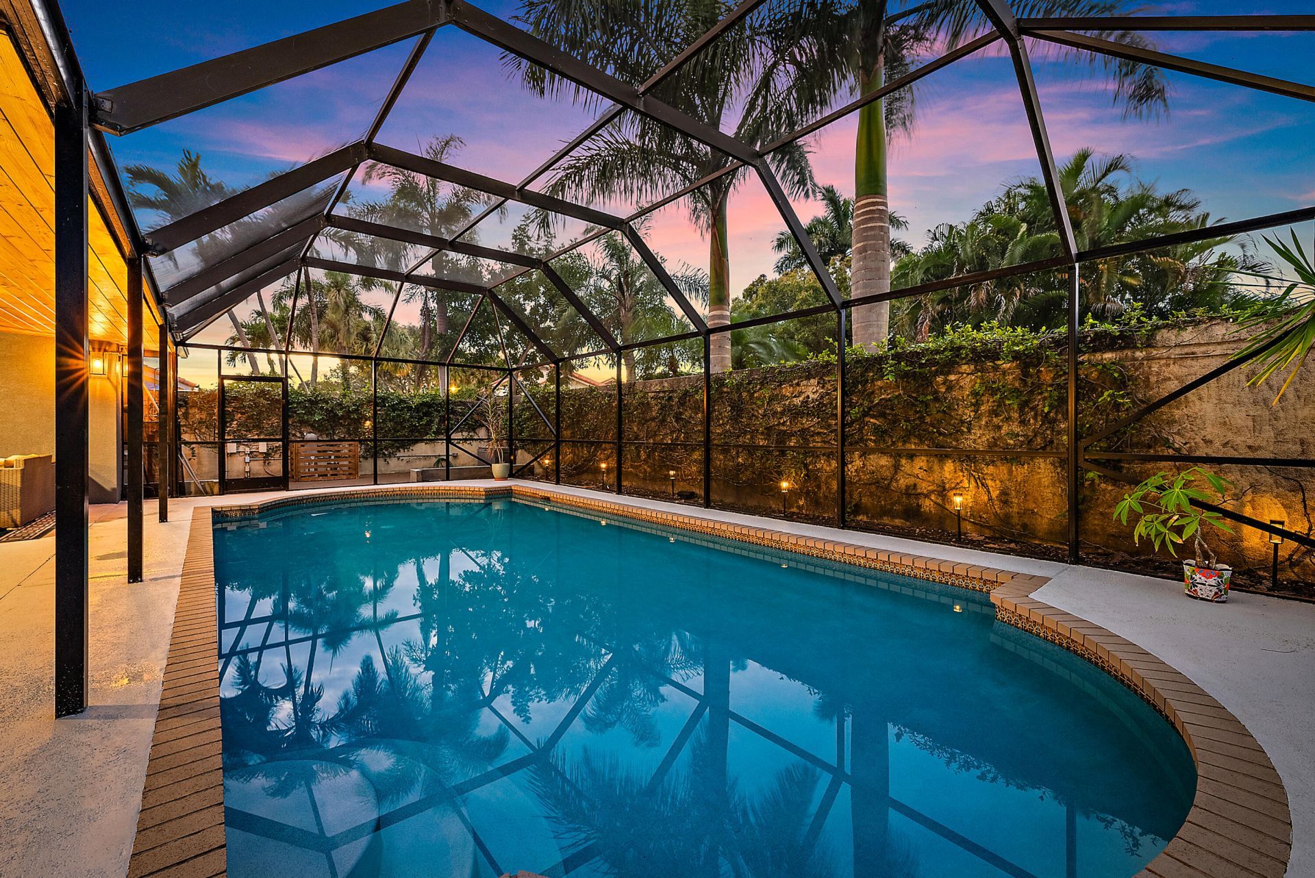 2805 Cuyahoga Lane, West Palm Beach, FL 33409 Photo