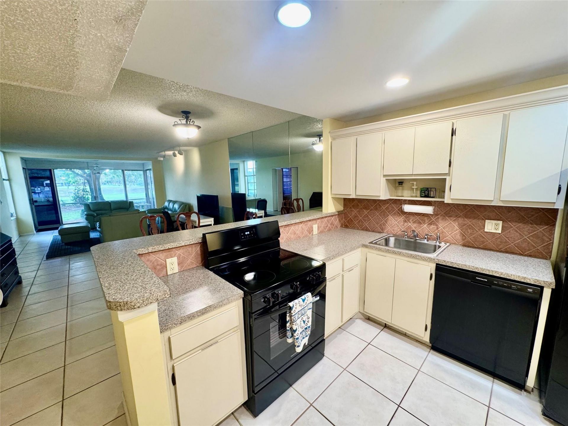 804 Cypress Blvd, Unit 106, Pompano Beach, FL 33069 Photo
