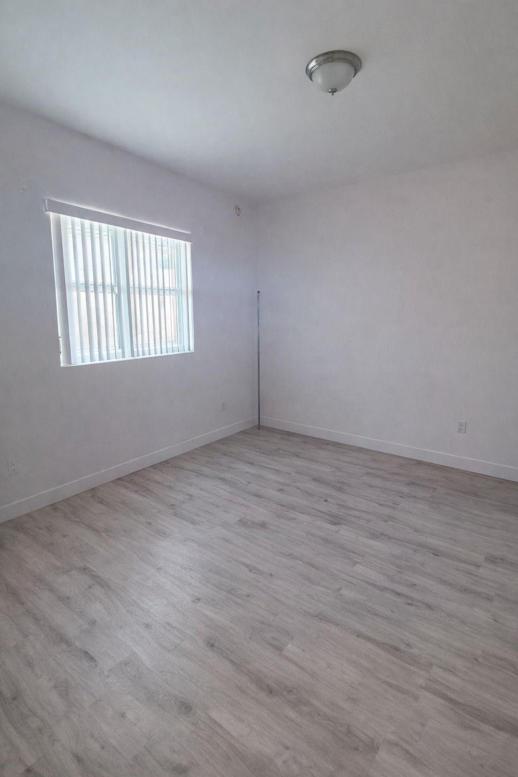 14951 Royal Oaks Lane, Unit 1607, North Miami, FL 33181 Photo