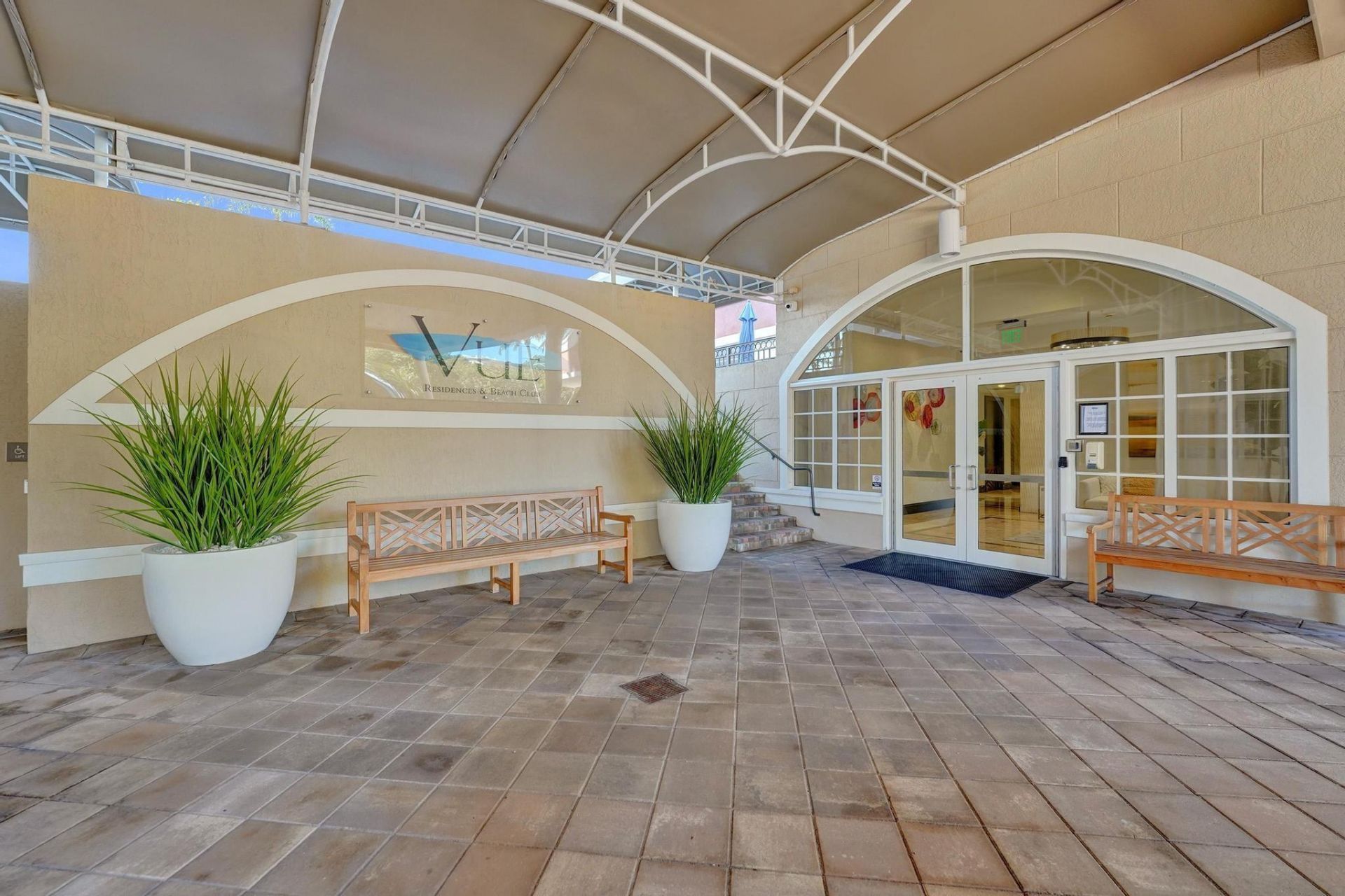 2011 N Ocean Boulevard, Unit 1406N, Fort Lauderdale, FL 33305 Photo