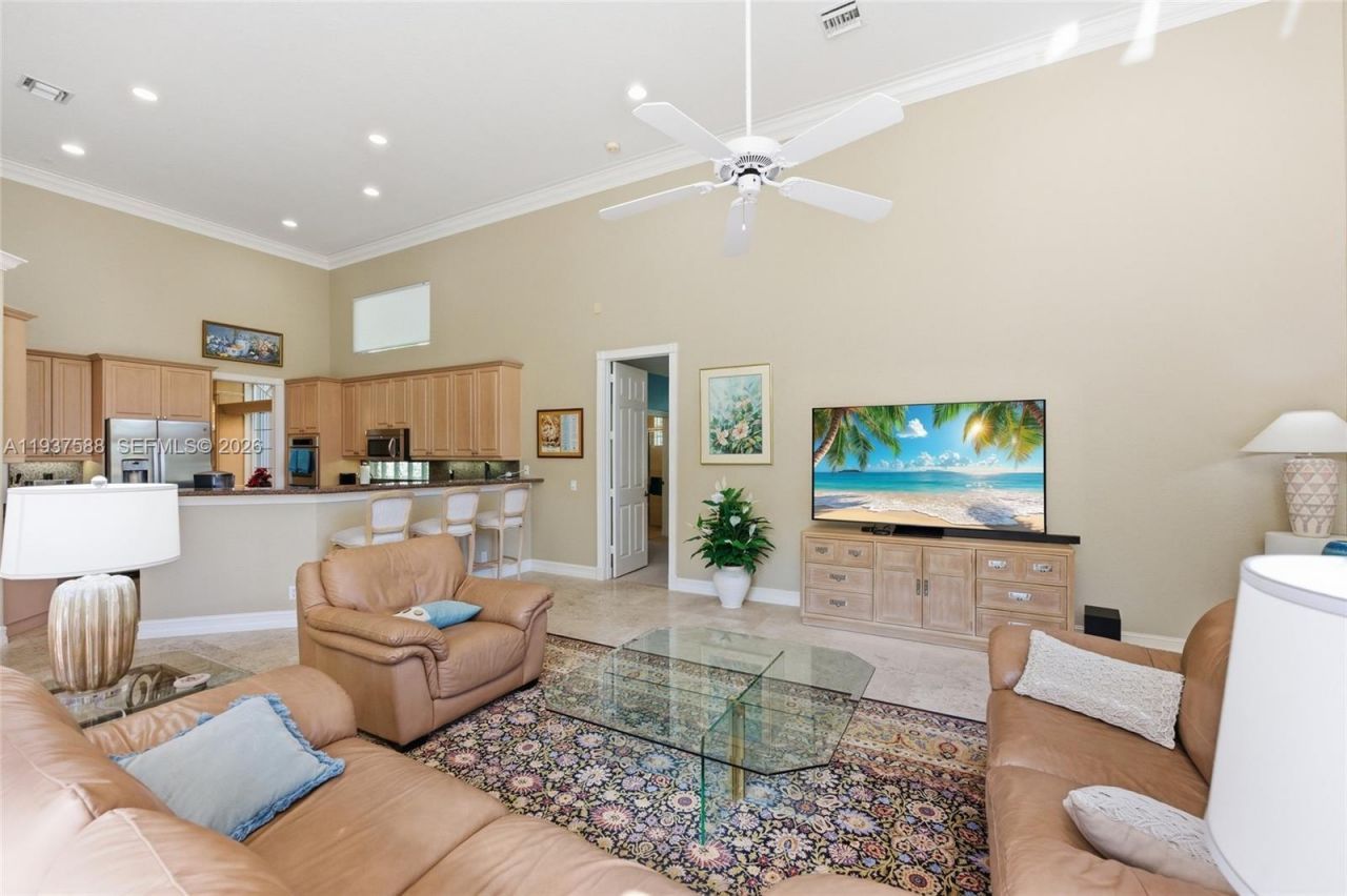 2442 Poinciana Ct, Weston, FL 33327 Photo