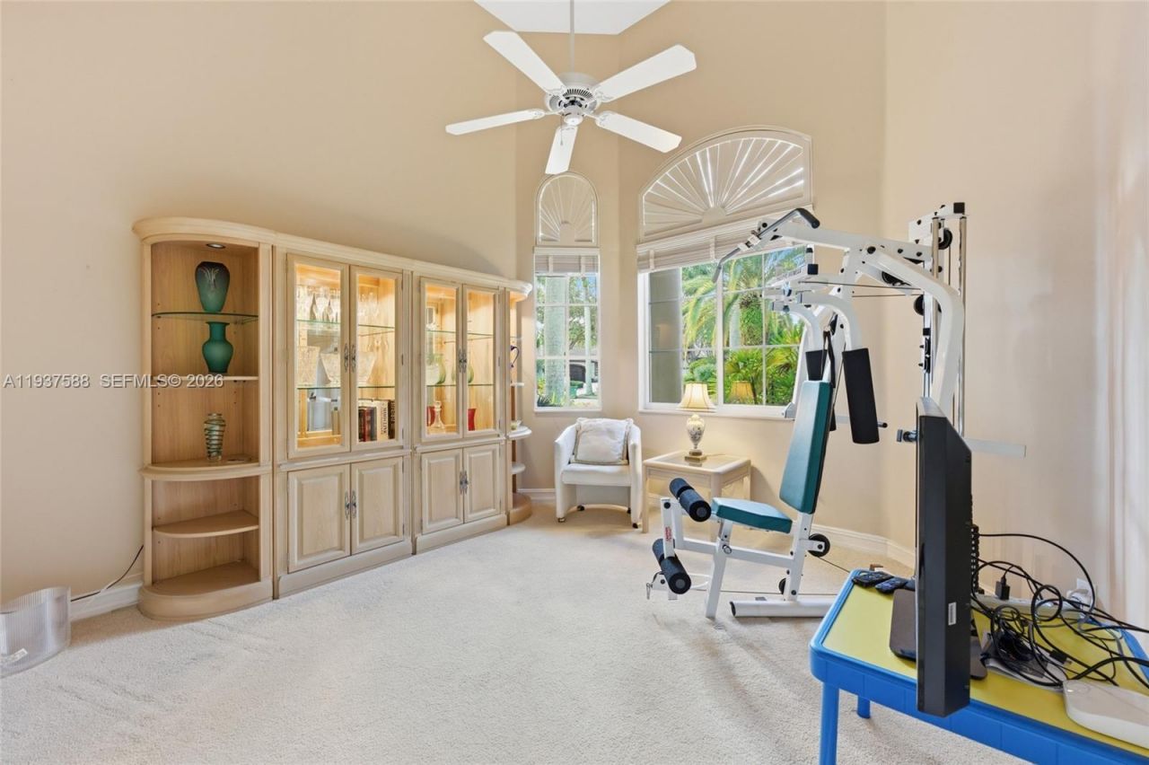 2442 Poinciana Ct, Weston, FL 33327 Photo