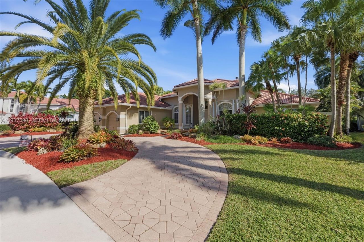 2442 Poinciana Ct, Weston, FL 33327 Photo