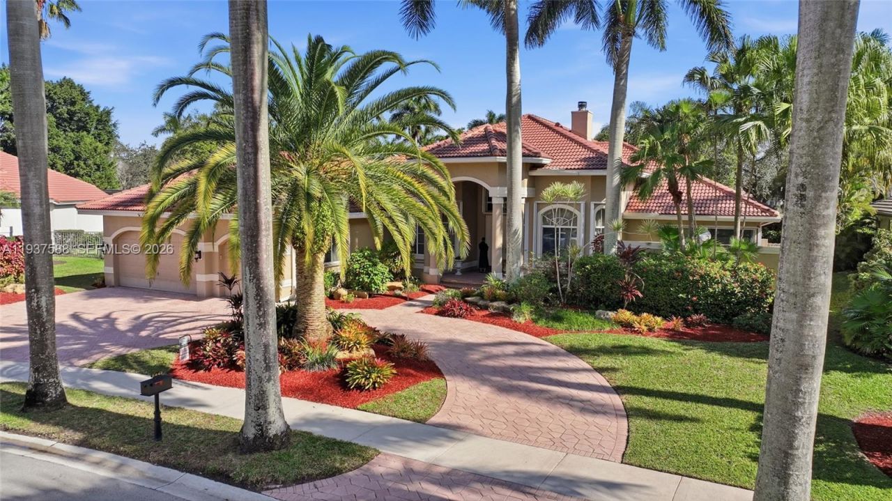 2442 Poinciana Ct, Weston, FL 33327 Photo