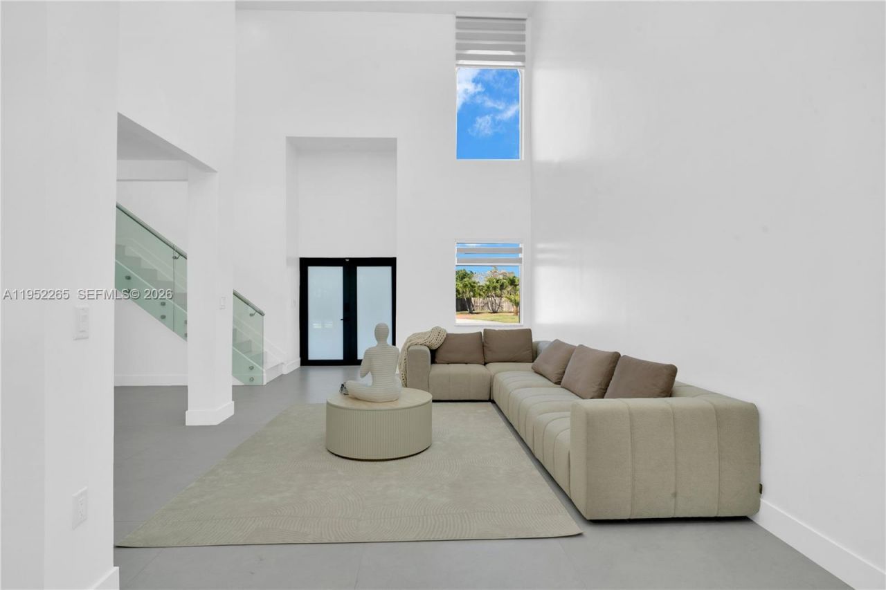 13236 SW 201st Ter, Miami, FL 33177 Photo