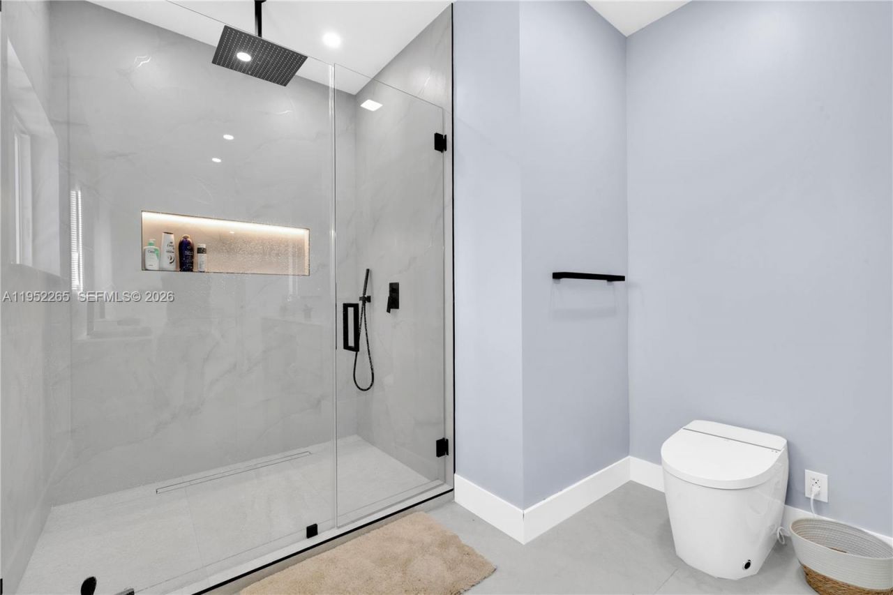 13236 SW 201st Ter, Miami, FL 33177 Photo