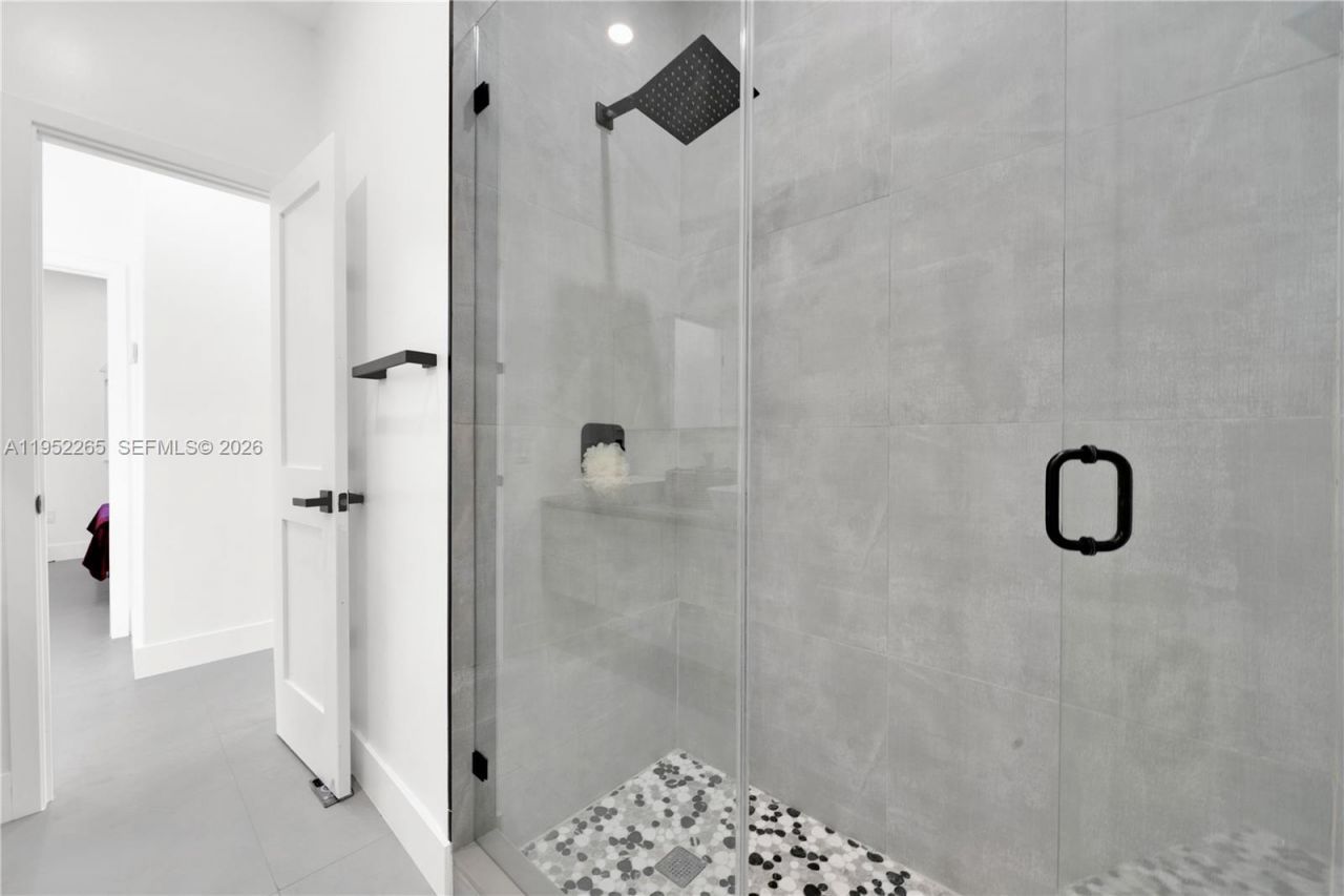 13236 SW 201st Ter, Miami, FL 33177 Photo