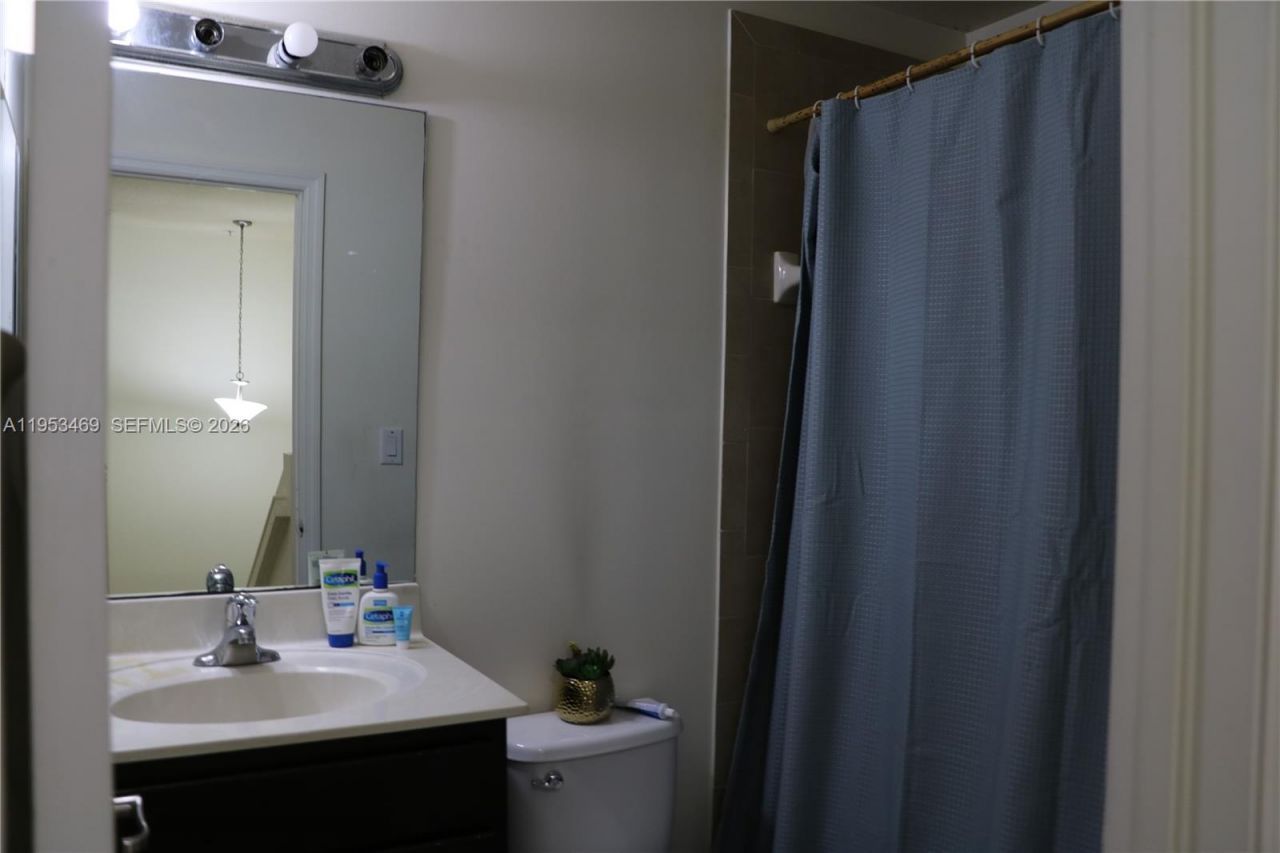 22501 SW 88th Pl, Unit 10-25, Cutler Bay, FL 33190 Photo