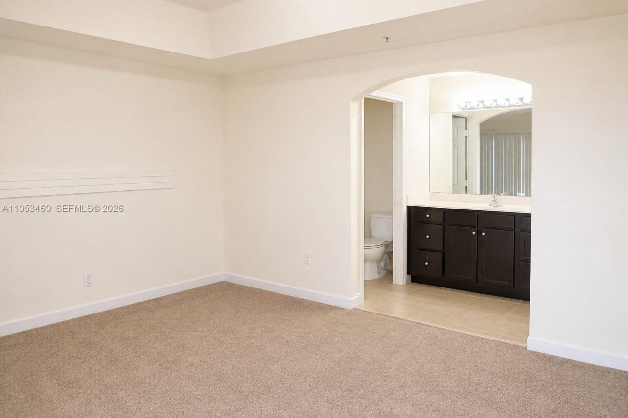 22501 SW 88th Pl, Unit 10-25, Cutler Bay, FL 33190 Photo