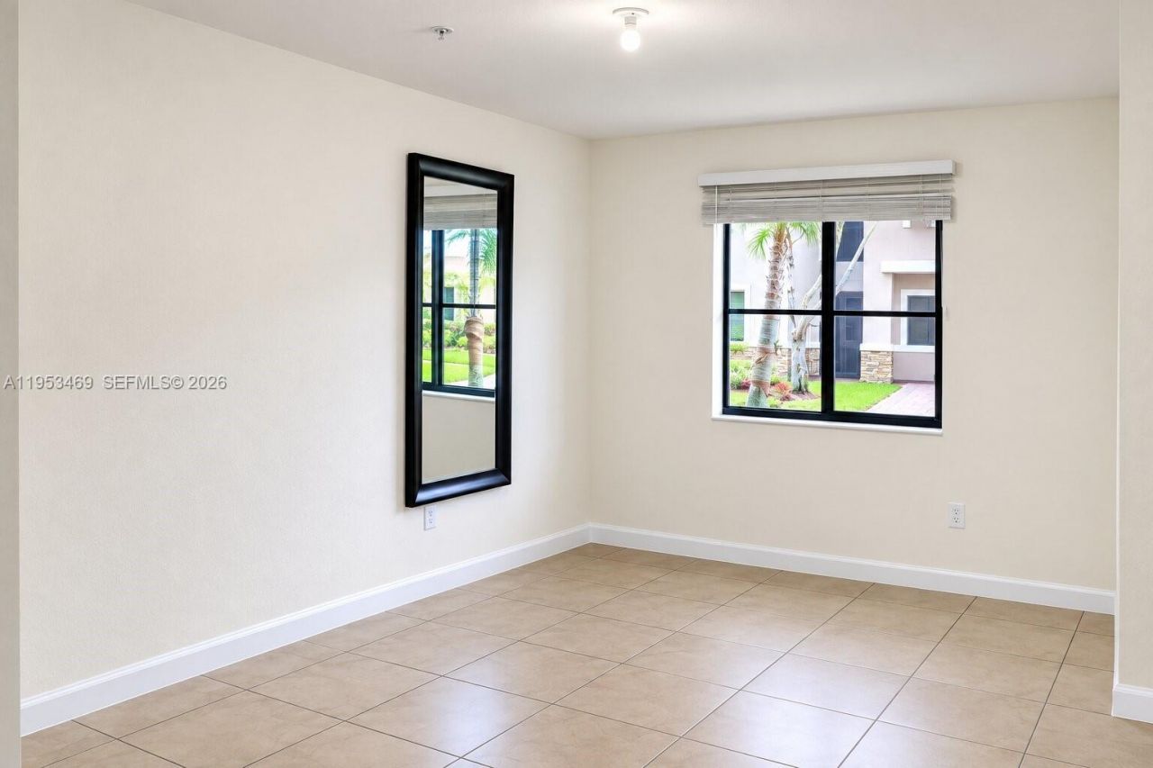 22501 SW 88th Pl, Unit 10-25, Cutler Bay, FL 33190 Photo