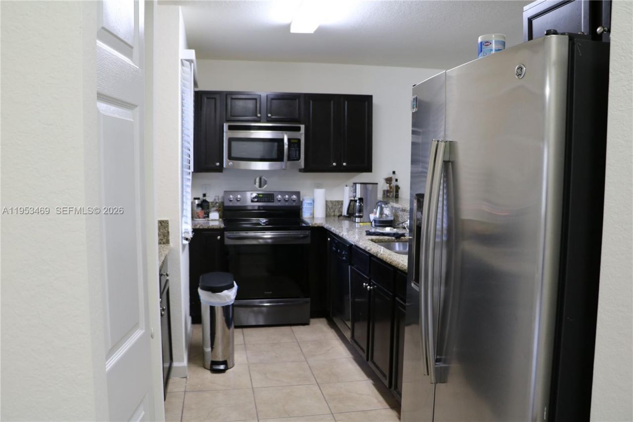 22501 SW 88th Pl, Unit 10-25, Cutler Bay, FL 33190 Photo