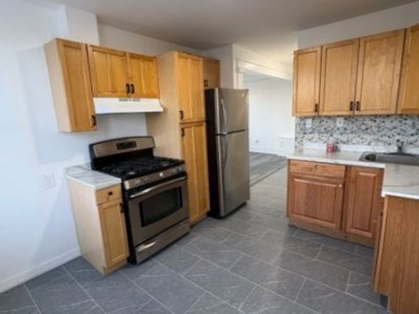 114 Overlook Ave, Unit 1, Belleville, NJ 07109