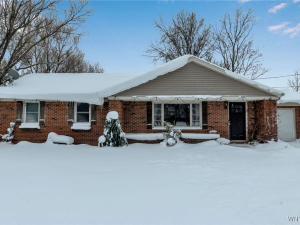 6903 Jewett Holmwood Road, Orchard Park, NY 14127