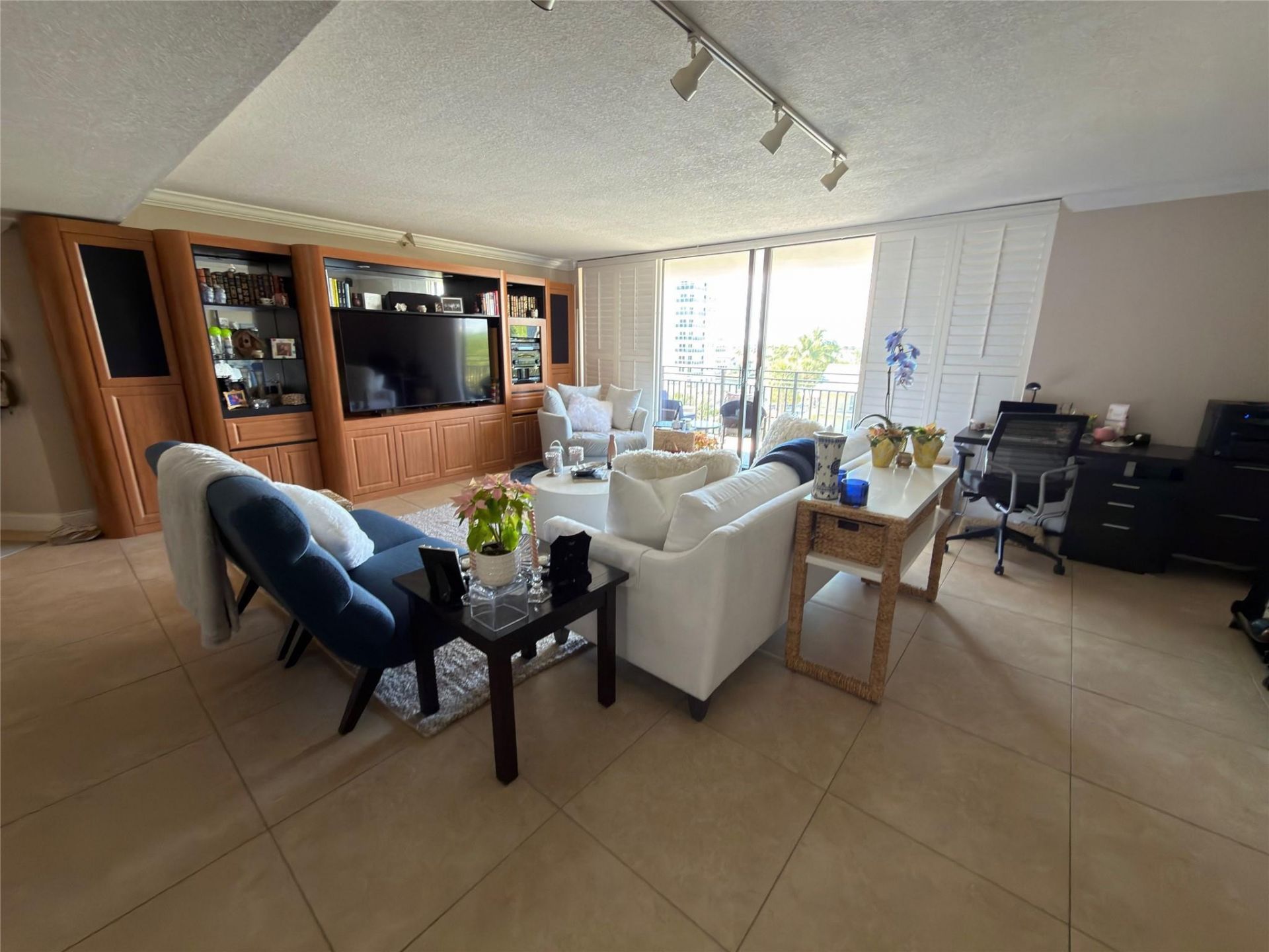 1167 Hillsboro Mile, Unit 308, Hillsboro Beach, FL 33062 Photo