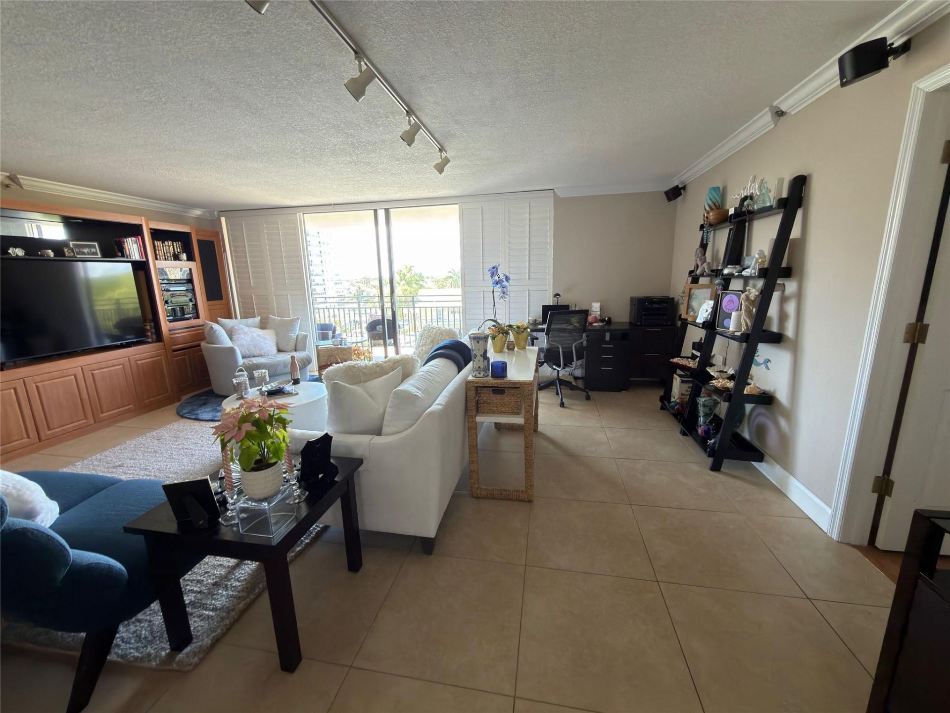 1167 Hillsboro Mile, Unit 308, Hillsboro Beach, FL 33062 Photo