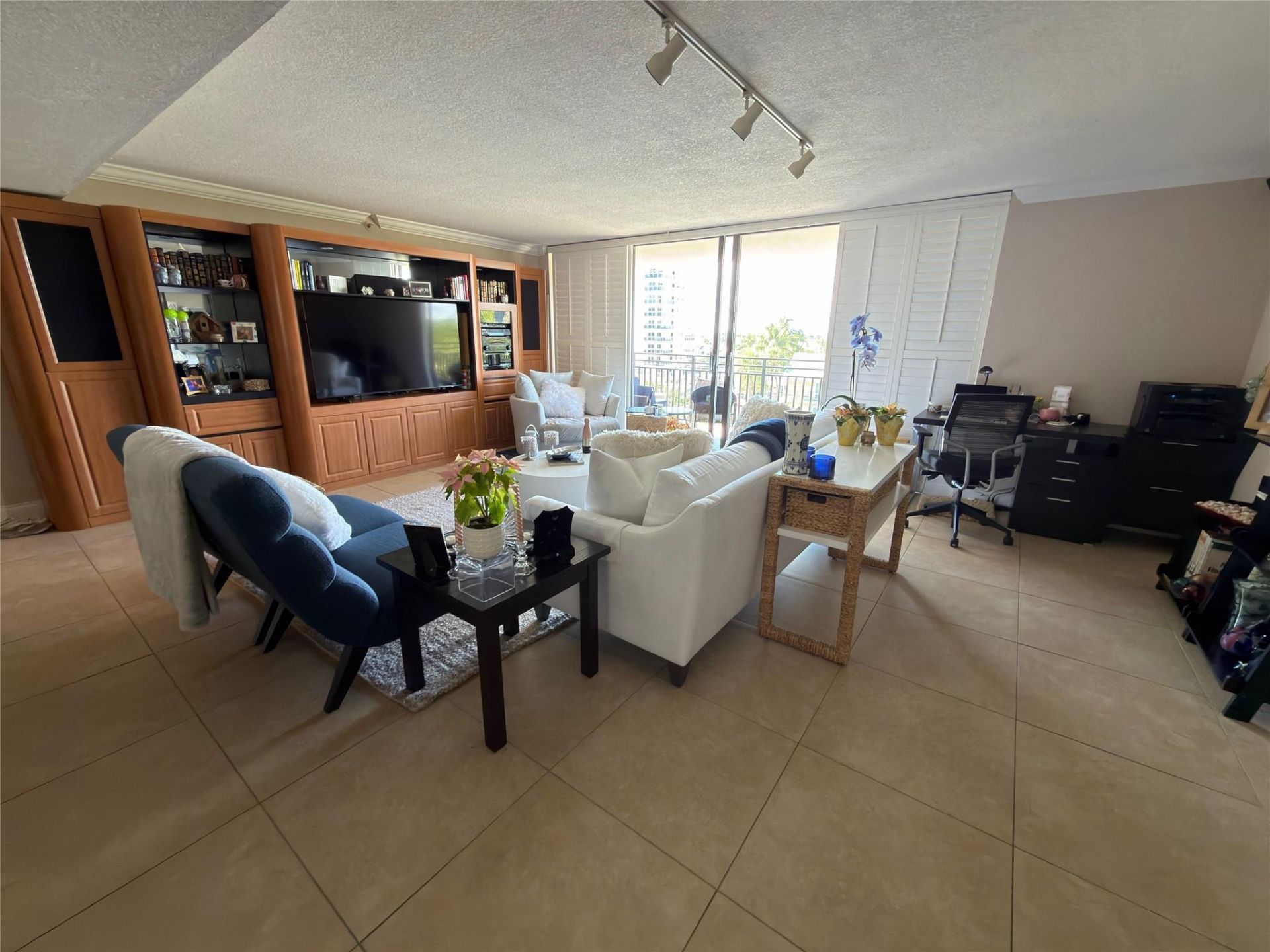 1167 Hillsboro Mile, Unit 308, Hillsboro Beach, FL 33062 Photo