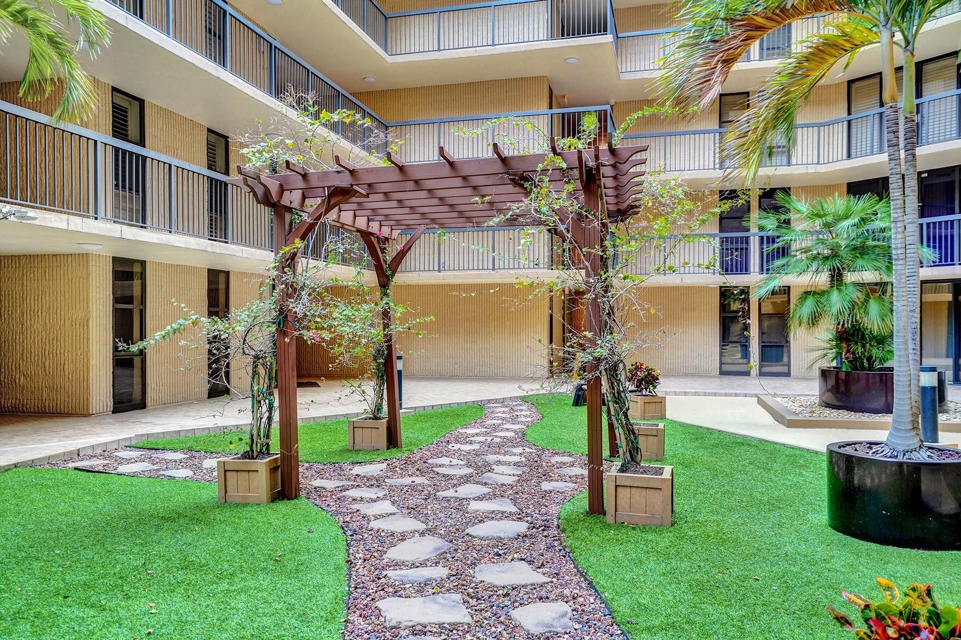 1167 Hillsboro Mile, Unit 308, Hillsboro Beach, FL 33062 Photo