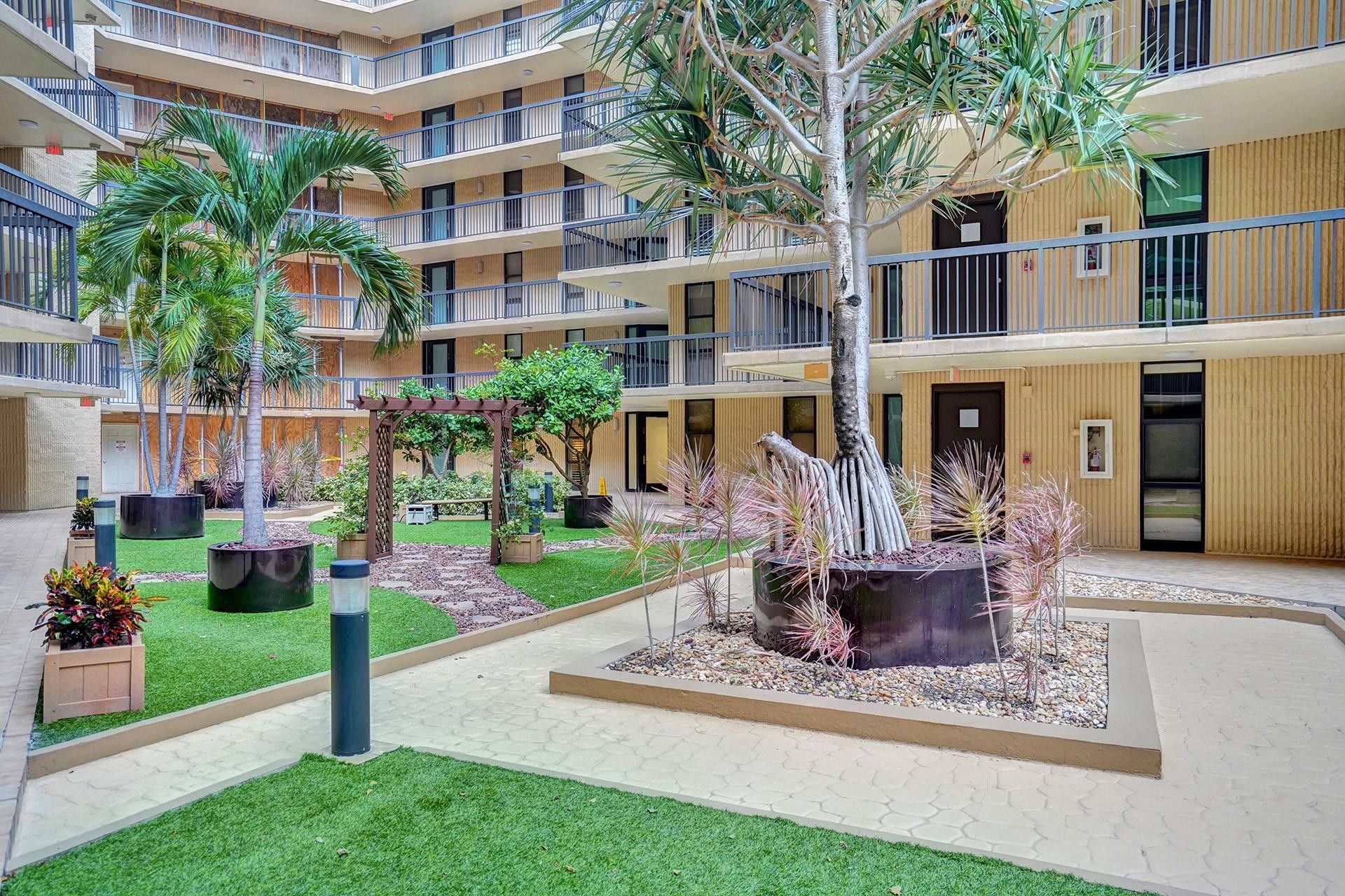 1167 Hillsboro Mile, Unit 308, Hillsboro Beach, FL 33062 Photo