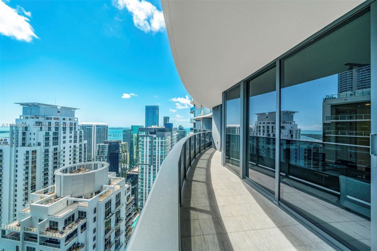 1000 Brickell Plaza , Unit 4809, Miami, FL 33131 Photo