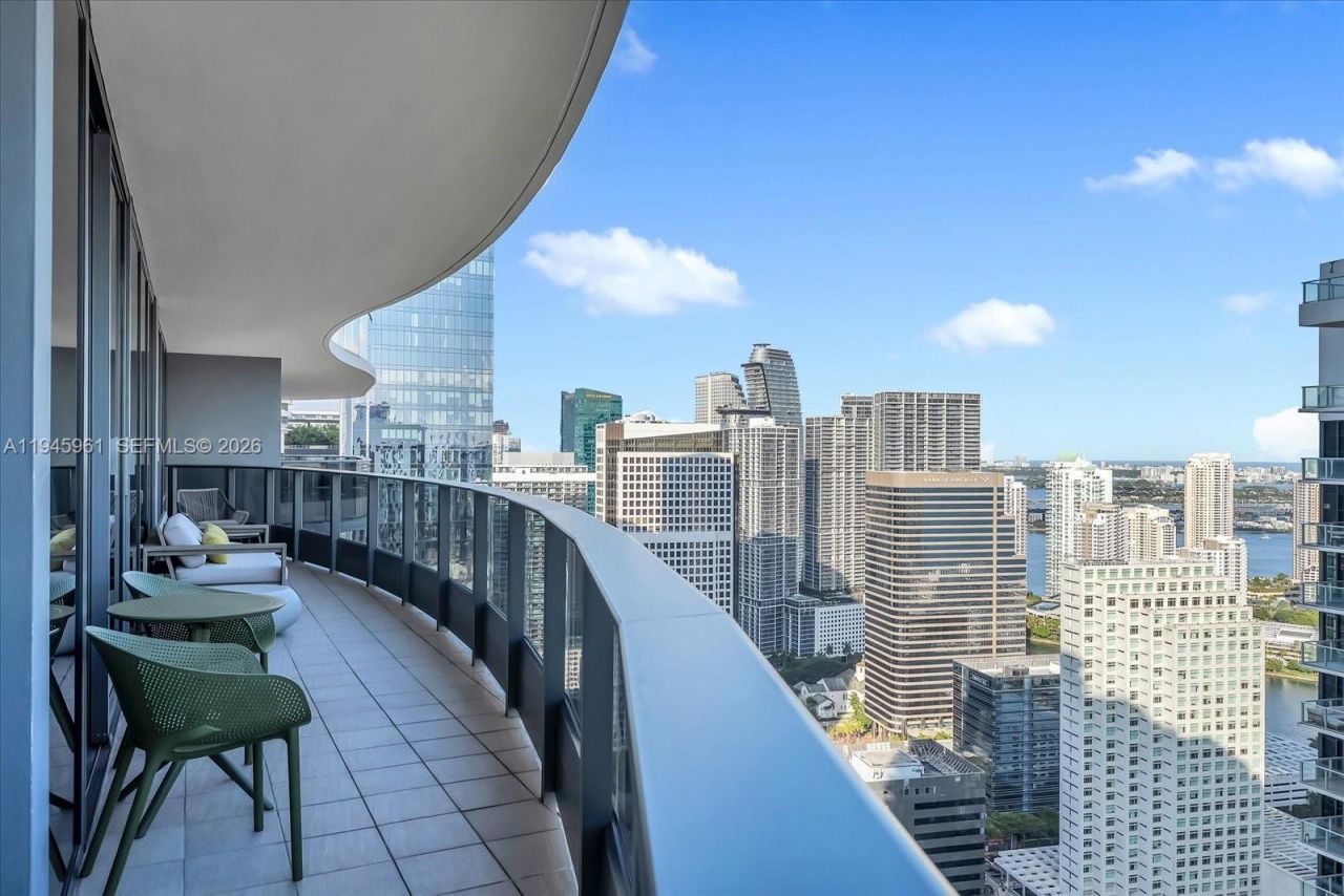 1000 Brickell Plaza , Unit 4809, Miami, FL 33131 Photo
