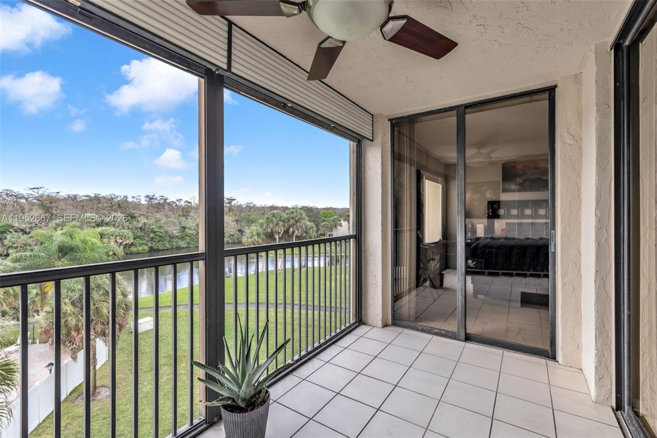 2900 NW 42nd Ave, Unit A402, Coconut Creek, FL 33066 Photo