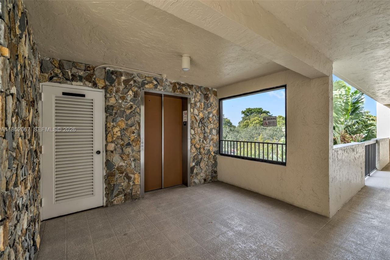 2900 NW 42nd Ave, Unit A402, Coconut Creek, FL 33066 Photo