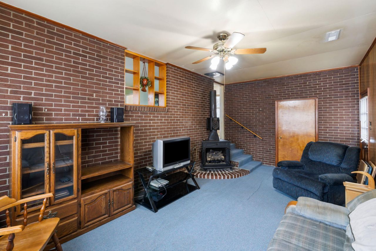 4 Newark Avenue Photo 16