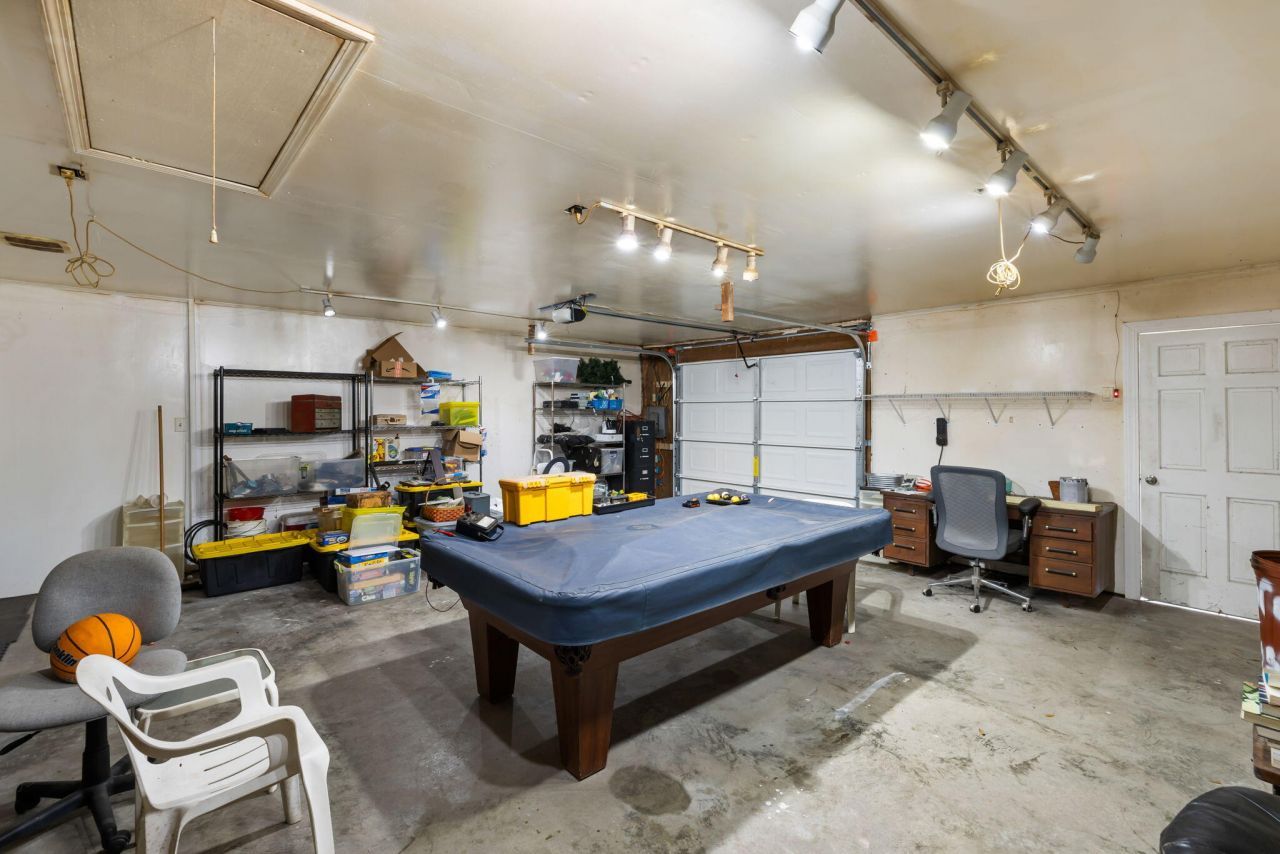 4 Newark Avenue Photo 17