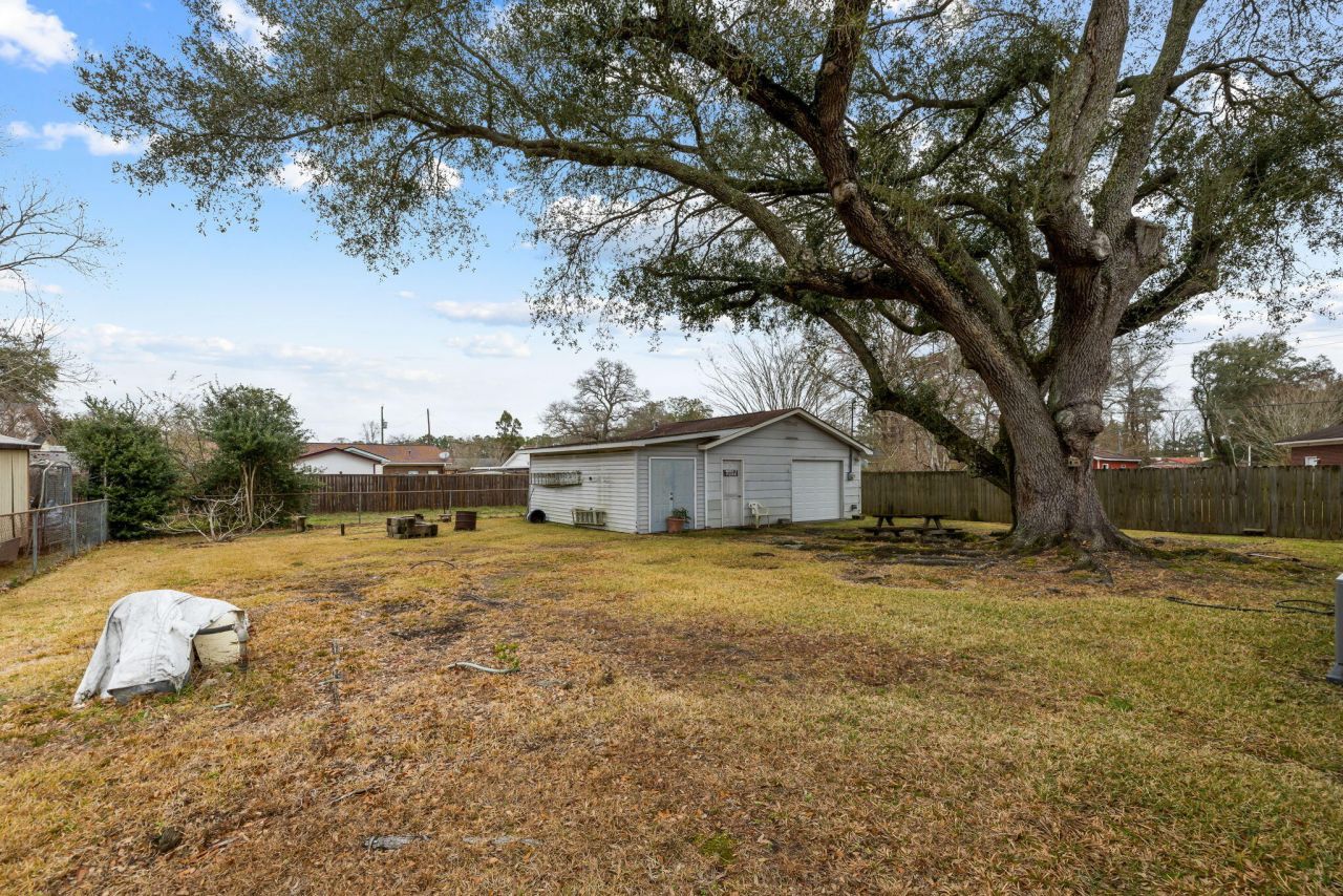 4 Newark Avenue Photo 19