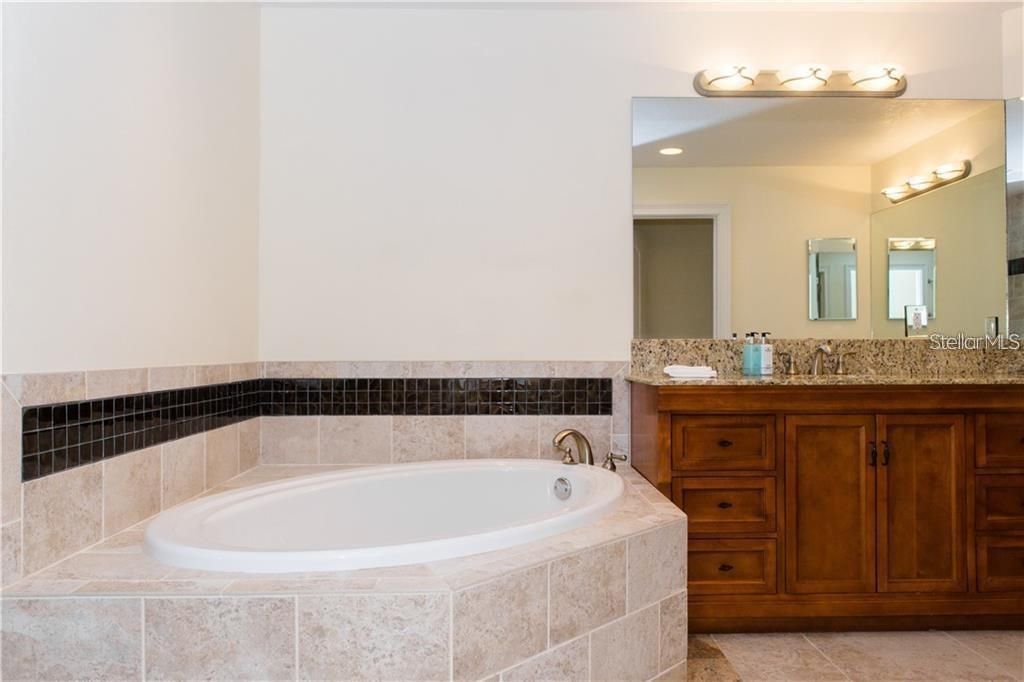 611 Riviera Dunes Way, Unit 604, Palmetto, FL 34221 Photo