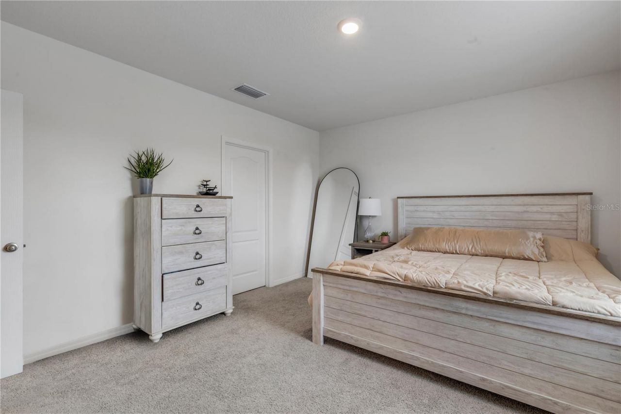 2724 Silver Canoe Drive, Edgewater, FL 32141 Photo