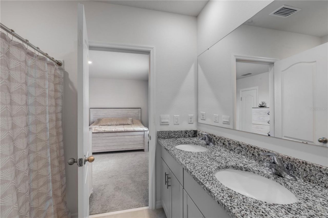 2724 Silver Canoe Drive, Edgewater, FL 32141 Photo