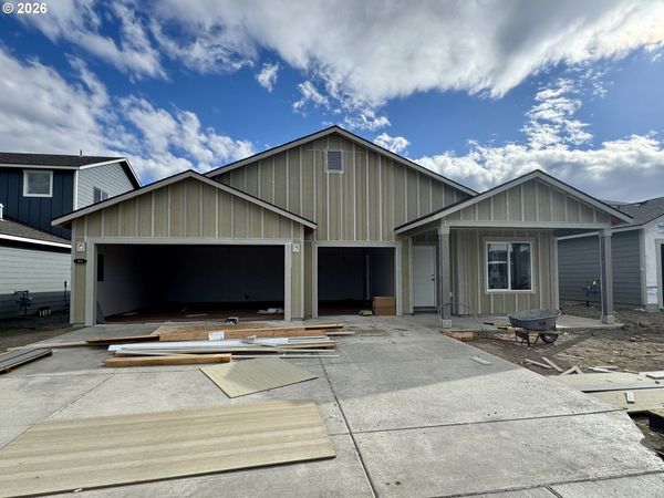 564 Arthur ST, Umatilla, OR 97882