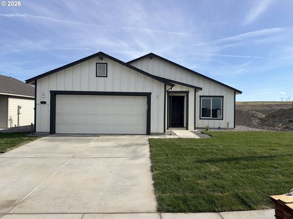 596 Arthur ST, Umatilla, OR 97882