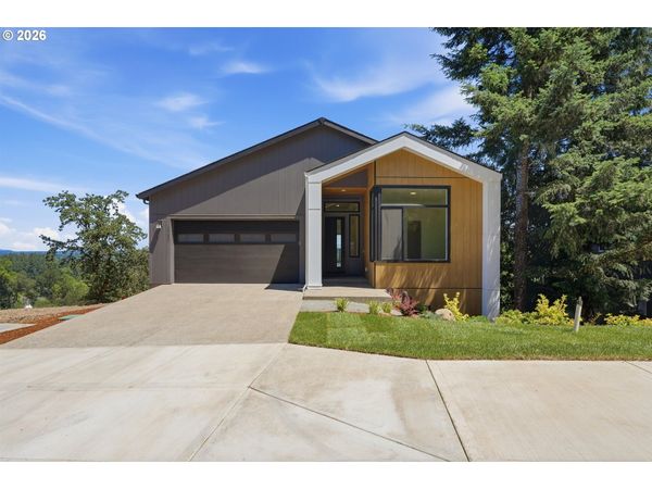 17697 HILLSIDE DR, West Linn, OR 97068