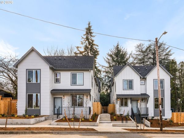 8616 SW 21st AVE, Unit 9, Portland, OR 97213