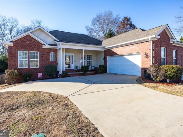 420 Southland Trail, Byron, GA 31008