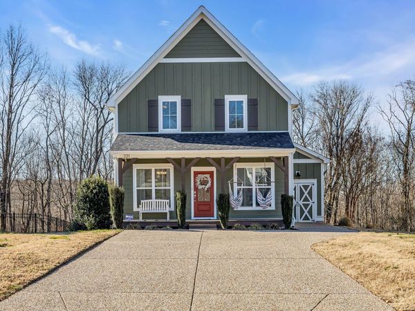 321 Evans Dr, Tullahoma, TN 37388